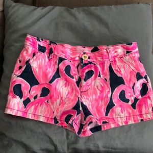 Lilly shorts flamingo print super cute!